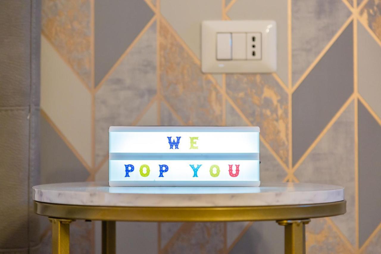 Pop Art House Apartment เนเปิลส์ ภายนอก รูปภาพ