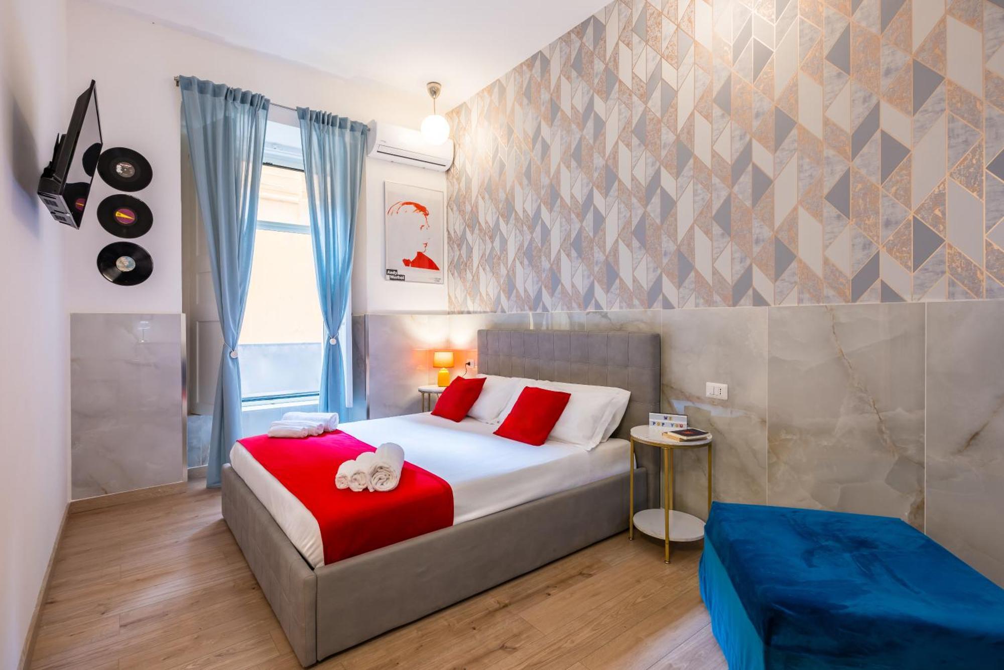 Pop Art House Apartment เนเปิลส์ ภายนอก รูปภาพ