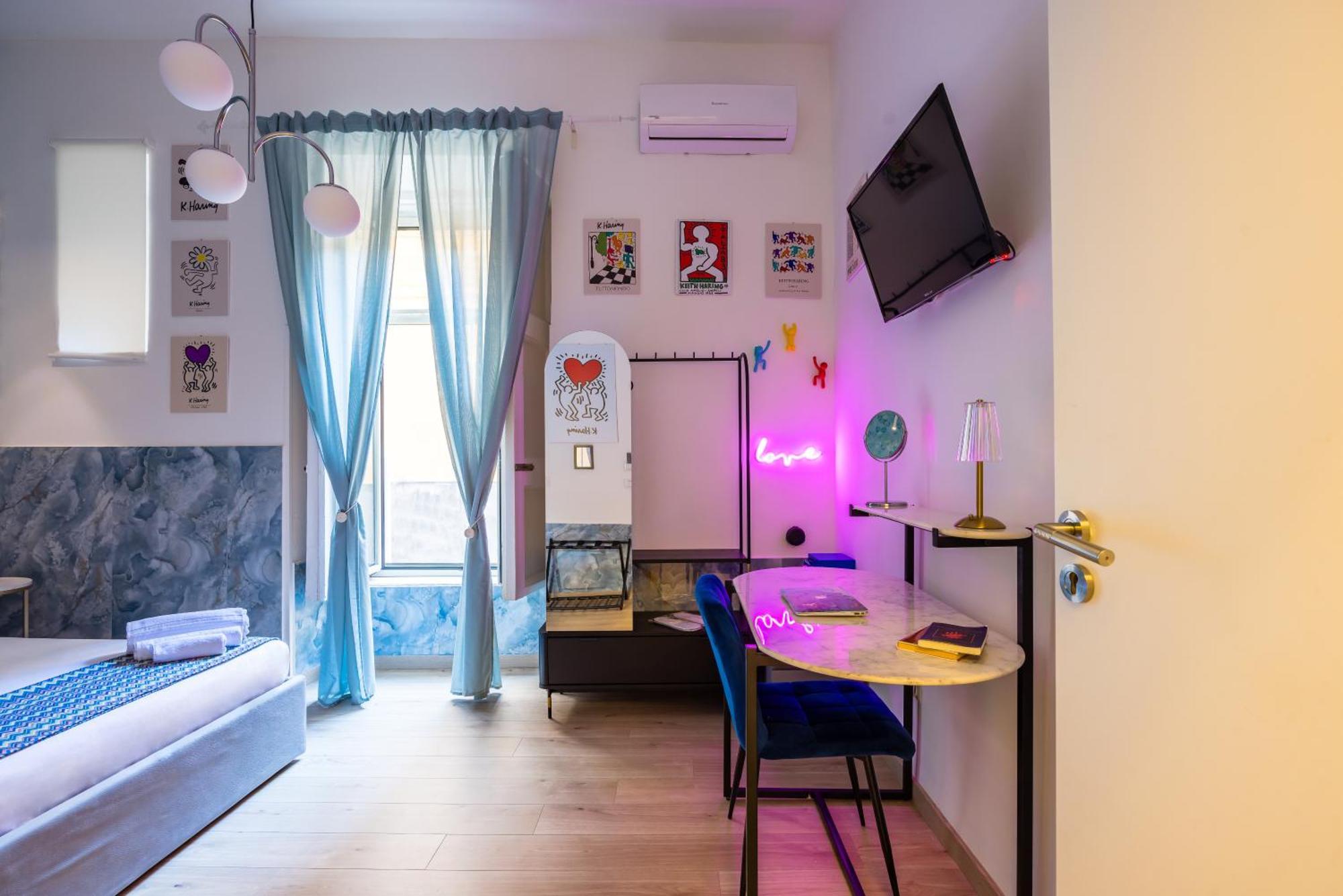 Pop Art House Apartment เนเปิลส์ ภายนอก รูปภาพ